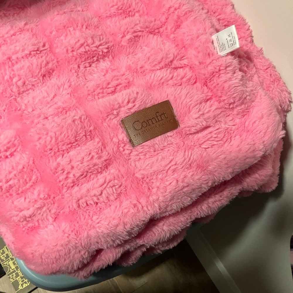 Comfrt dreamer blanket great condition!